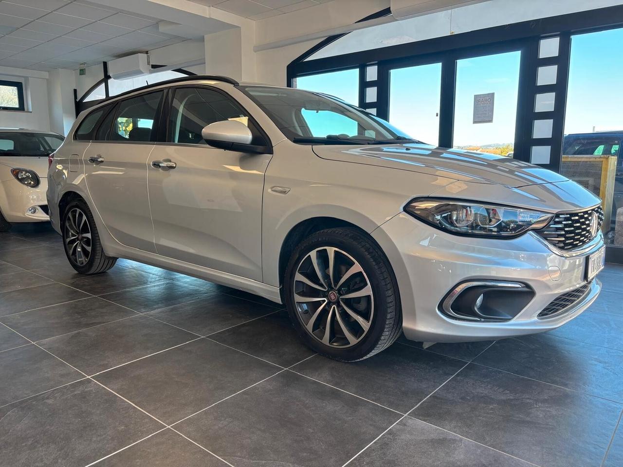 FIAT TIPO ANNO 2018 DS 1.6 ADATTA NEOPATENTATI KM 169 MILA