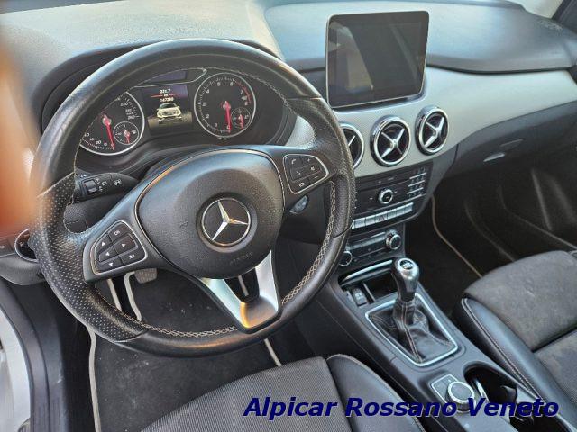 MERCEDES-BENZ B 180 Premium