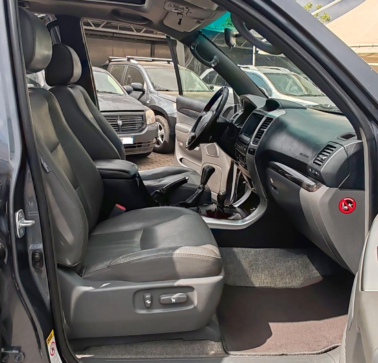 Toyota Land Cruiser 3.0 D-4D 16V cat 5 porte aut. Wagon