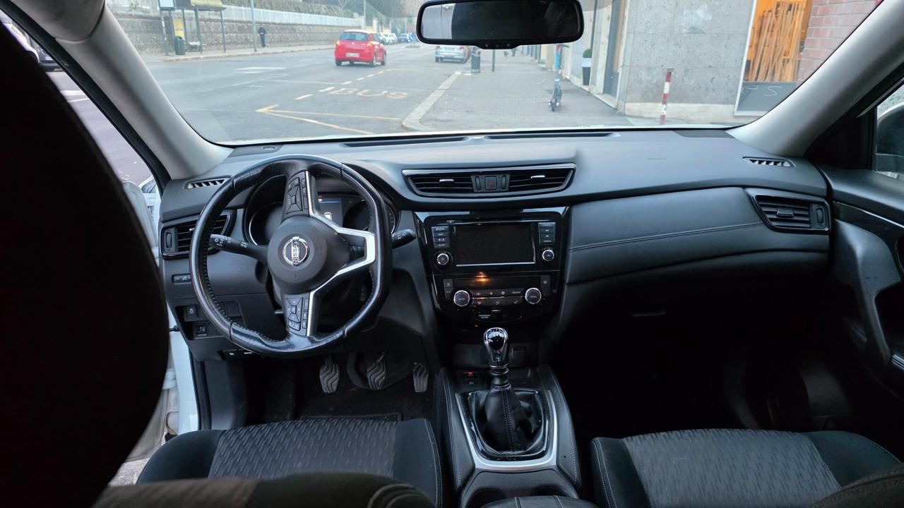 Nissan X-Trail dCi 150 4WD Business