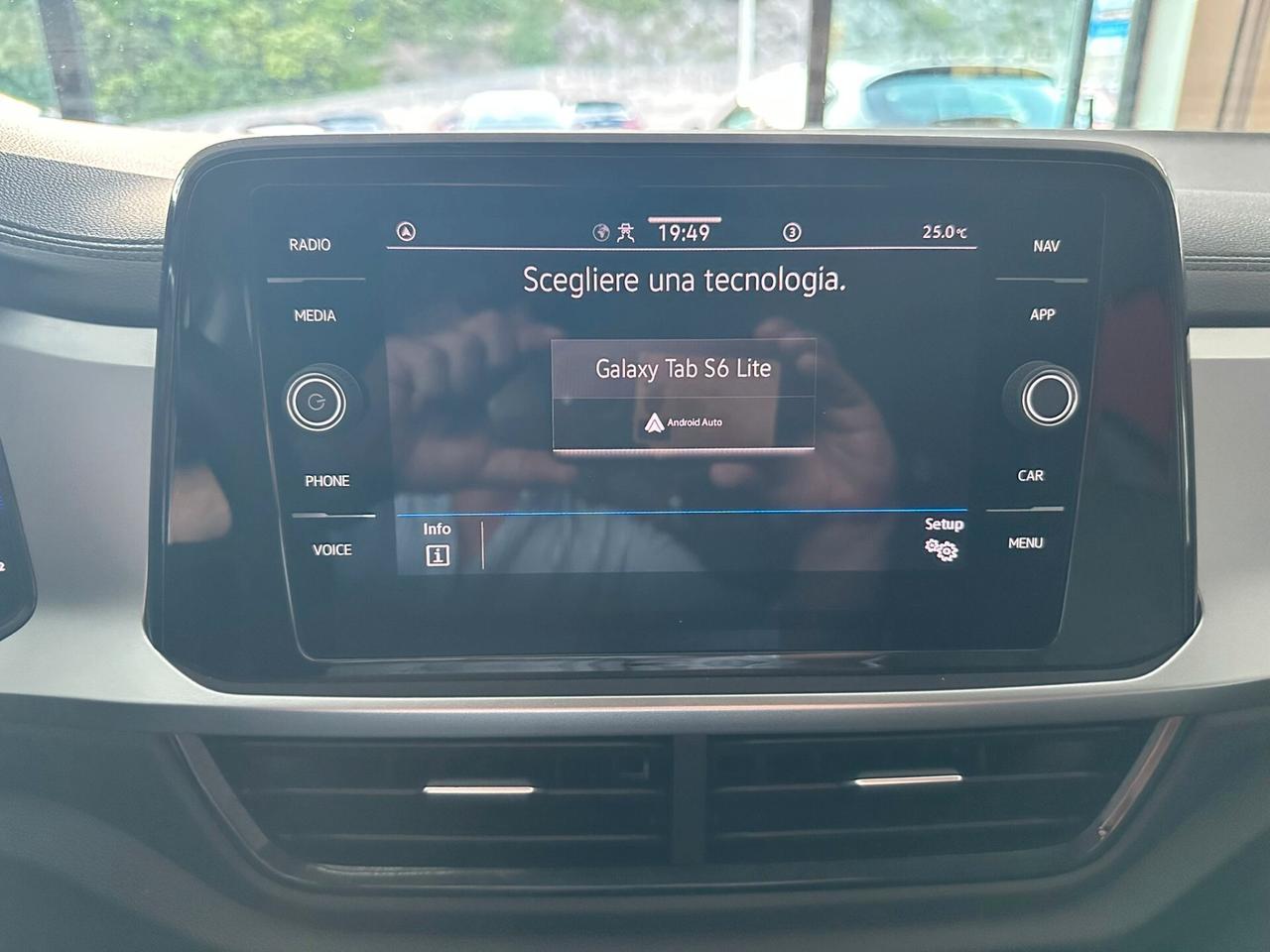 VOLKSWAGEN T-ROC 2.0TDI LIFE 116cv *COCKPIT*