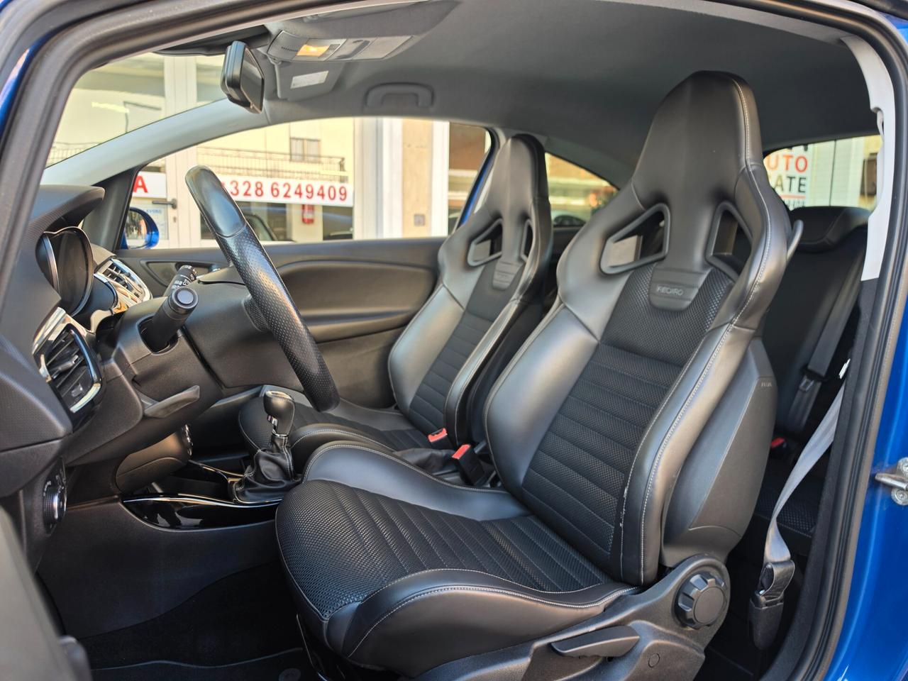 Opel Corsa 1.6 Turbo Coupé OPC