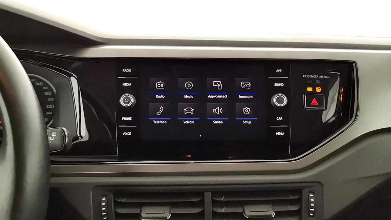 VOLKSWAGEN Polo VI 2017 - Polo 5p 1.0 tgi Trendline 90cv my19