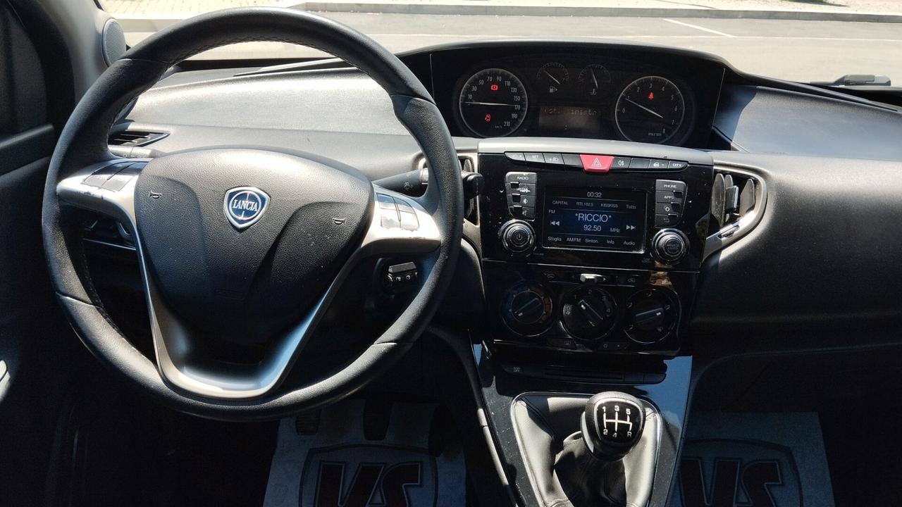LANCIA YPSILON 1.2 BENZINA