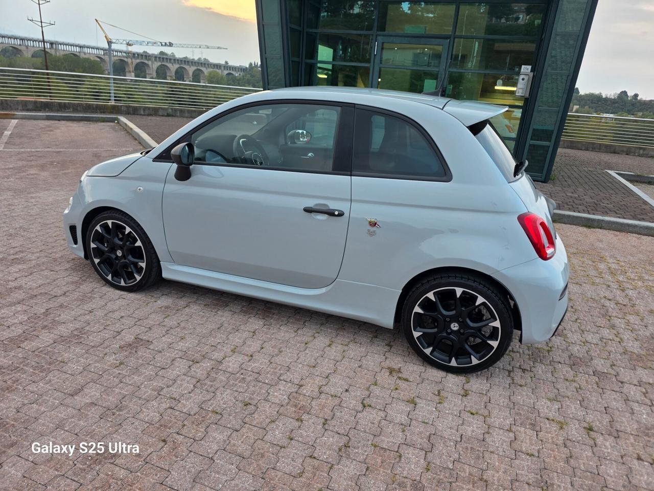 595 180 CV Competizione valutiamo usato