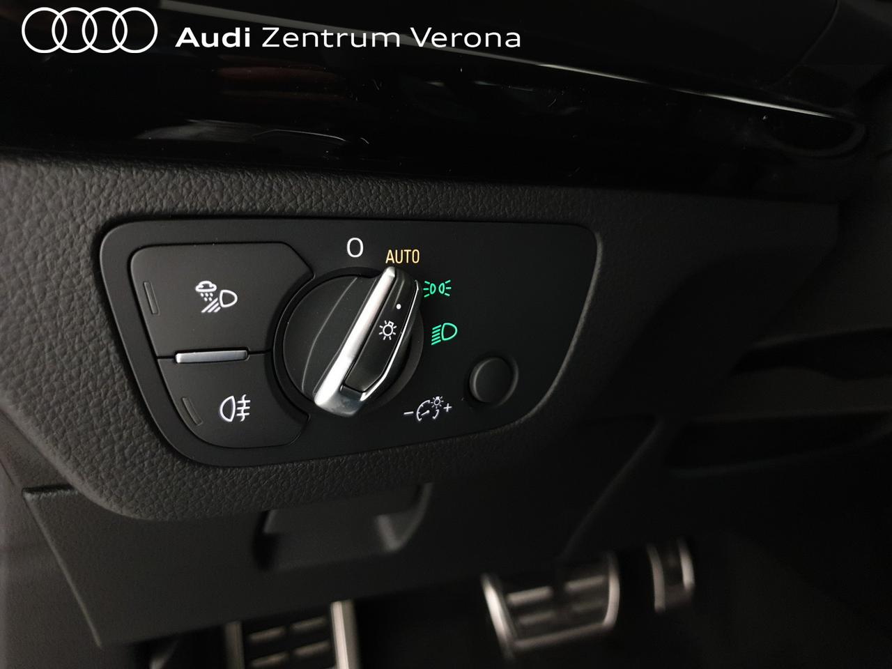 Sportback 40TDI 204CV quattro Str Identity Black