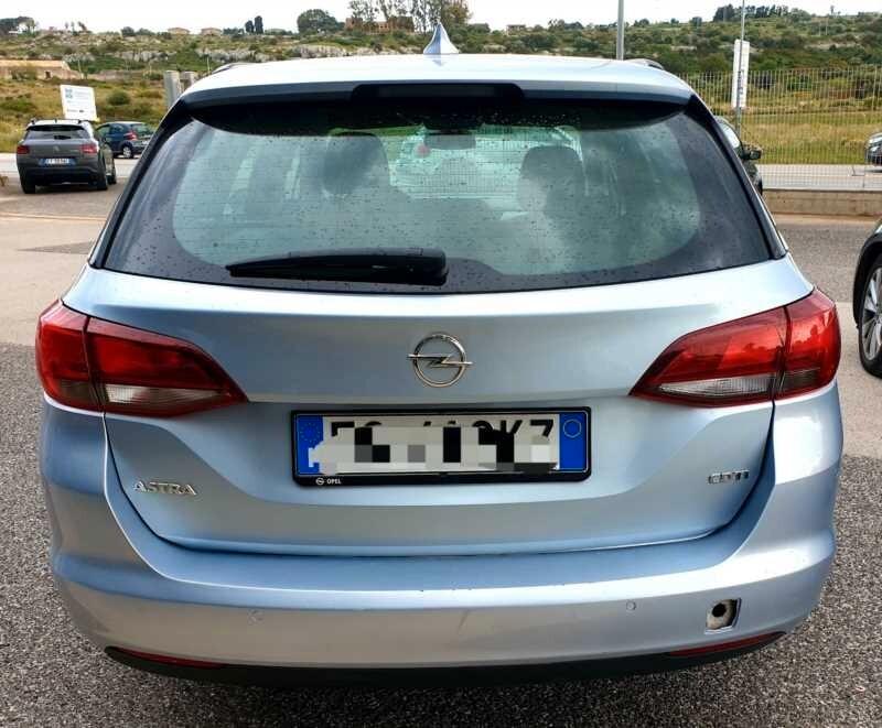 Opel Astra 1.6 CDTi 110CV - PARI AL NUOVO - FULL -