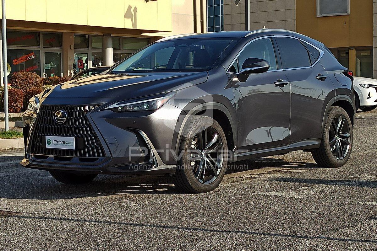 LEXUS NX 450h Plug-in 4WD Premium +