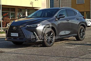 LEXUS NX 450h Plug-in 4WD Premium +