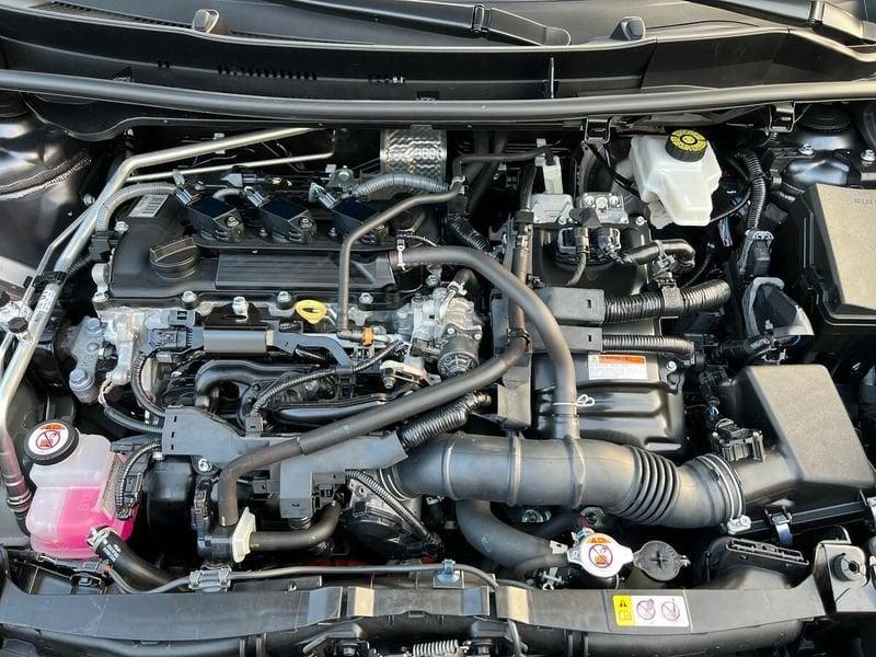 Toyota Yaris Hybrid Trend MY22