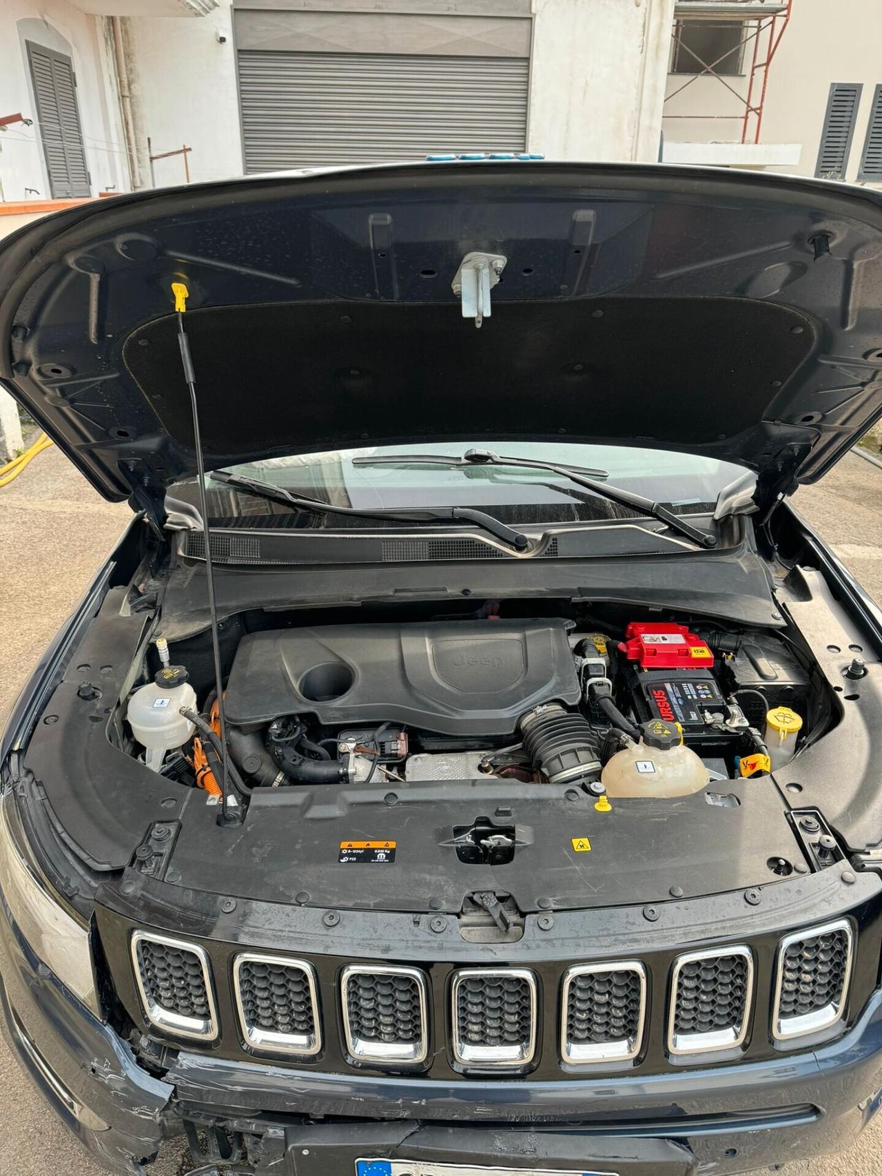 Jeep Compass 1.3 T4 190CV PHEV AT6 4xe Business Plus