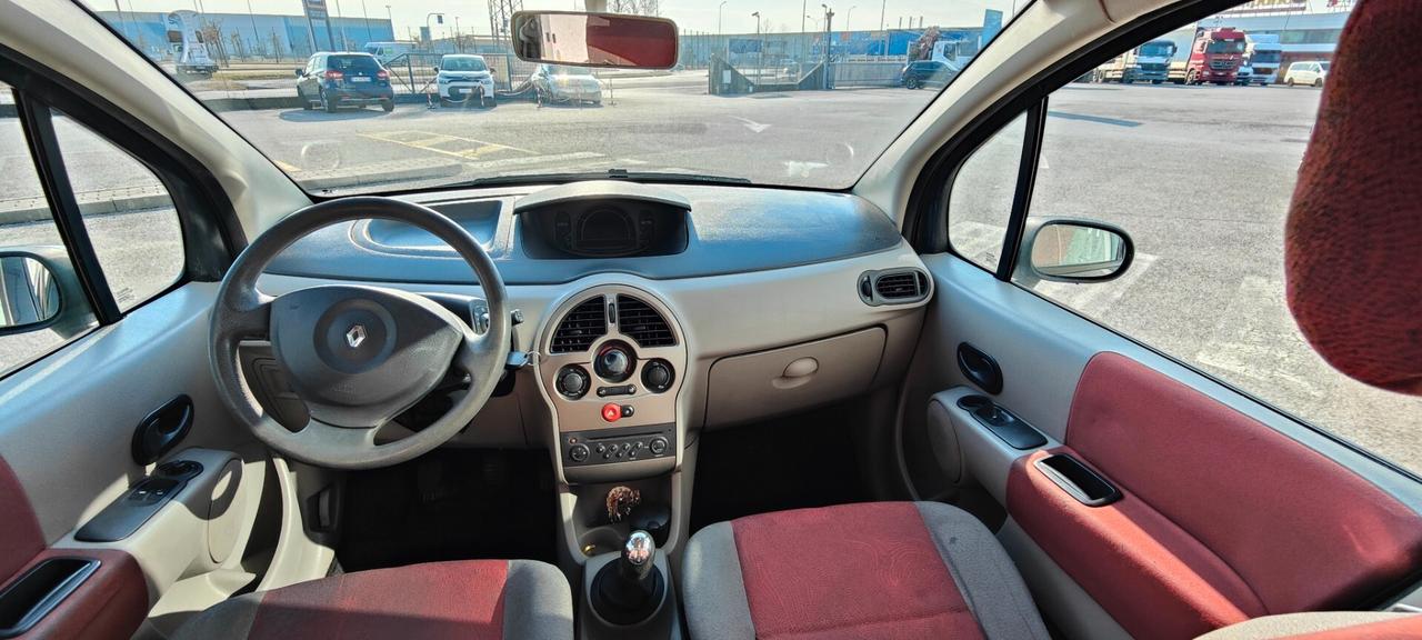 Renault Modus 1.2 16V Luxe Privilège