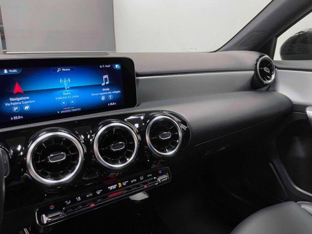 MERCEDES-BENZ A 180 D PREMIUM AUTO