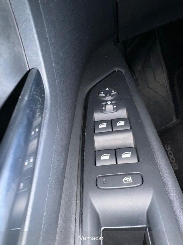 Peugeot 3008 HDI 130 EAT8 Allure Pack 46milakm, full opt
