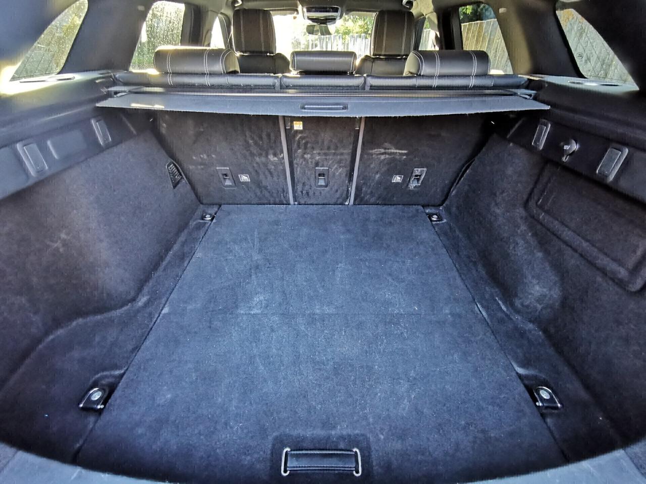 LAND ROVER RANGE ROVER VELAR 3.0 D R-DYNAMIC HSE