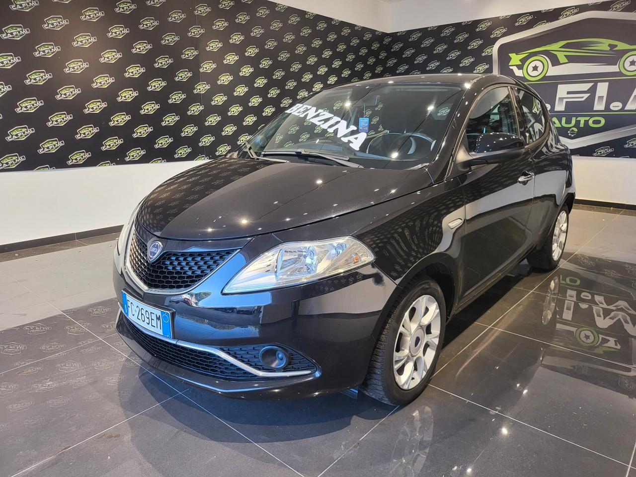 Lancia Ypsilon - 2016 1.2 benzina 69 CV Gold