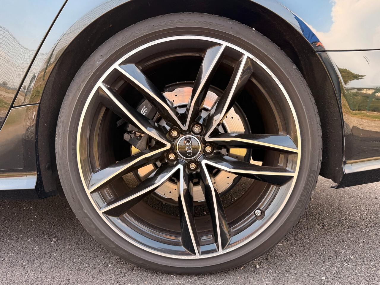 Audi RS6 Avant 4.0 TFSI quattro tiptronic