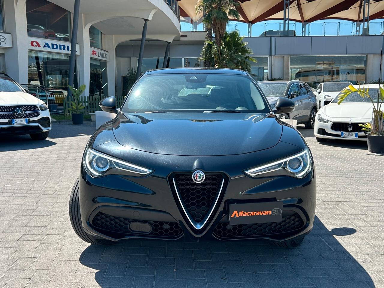 Alfa Romeo Stelvio 2.2 t Business Q4 190cv auto my19