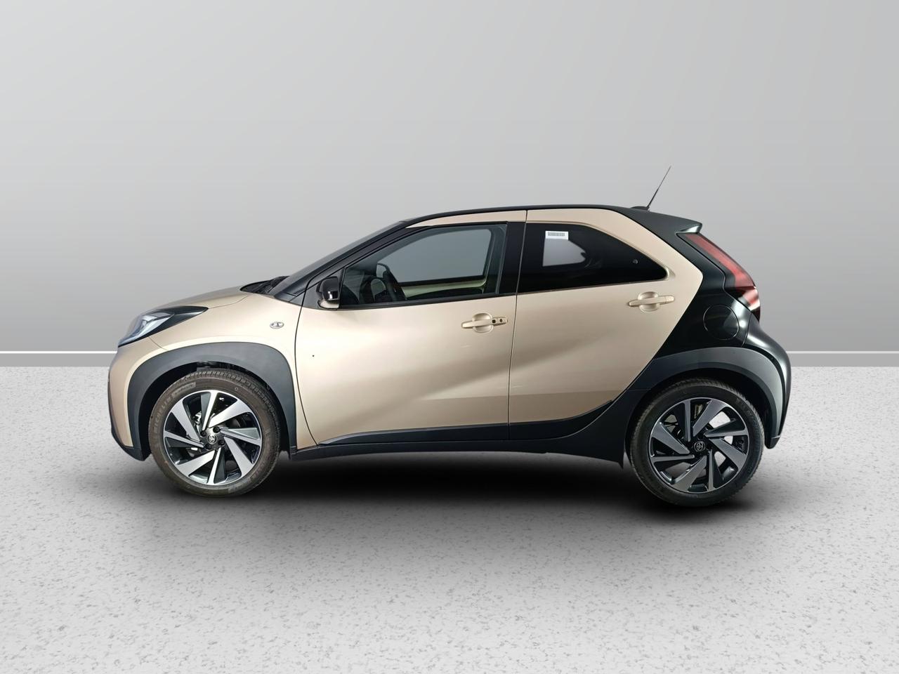TOYOTA Aygo X 1.0B LOUNGE MT - MY24