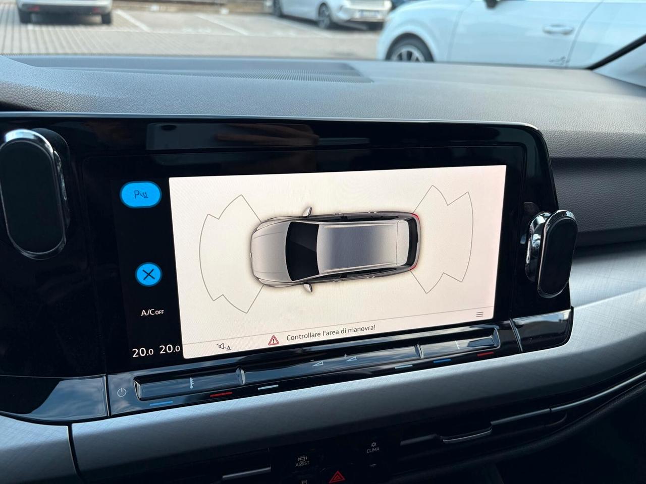 Volkswagen Golf Variant 2.0 tdi 115cv dsg PER NEOPATENTATI