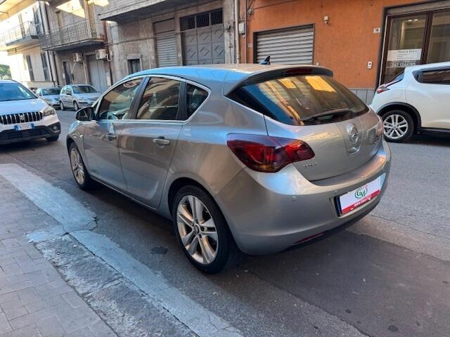 Opel Astra 1.7 CDTI 110CV 5 porte Cosmo