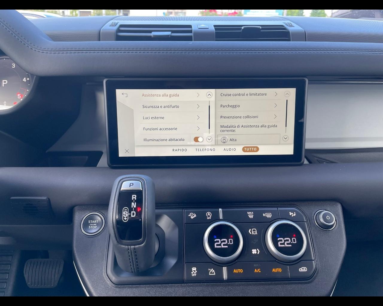 LAND ROVER Defender (2019) - Defender 90 3.0D I6 200 CV AWD Auto SE