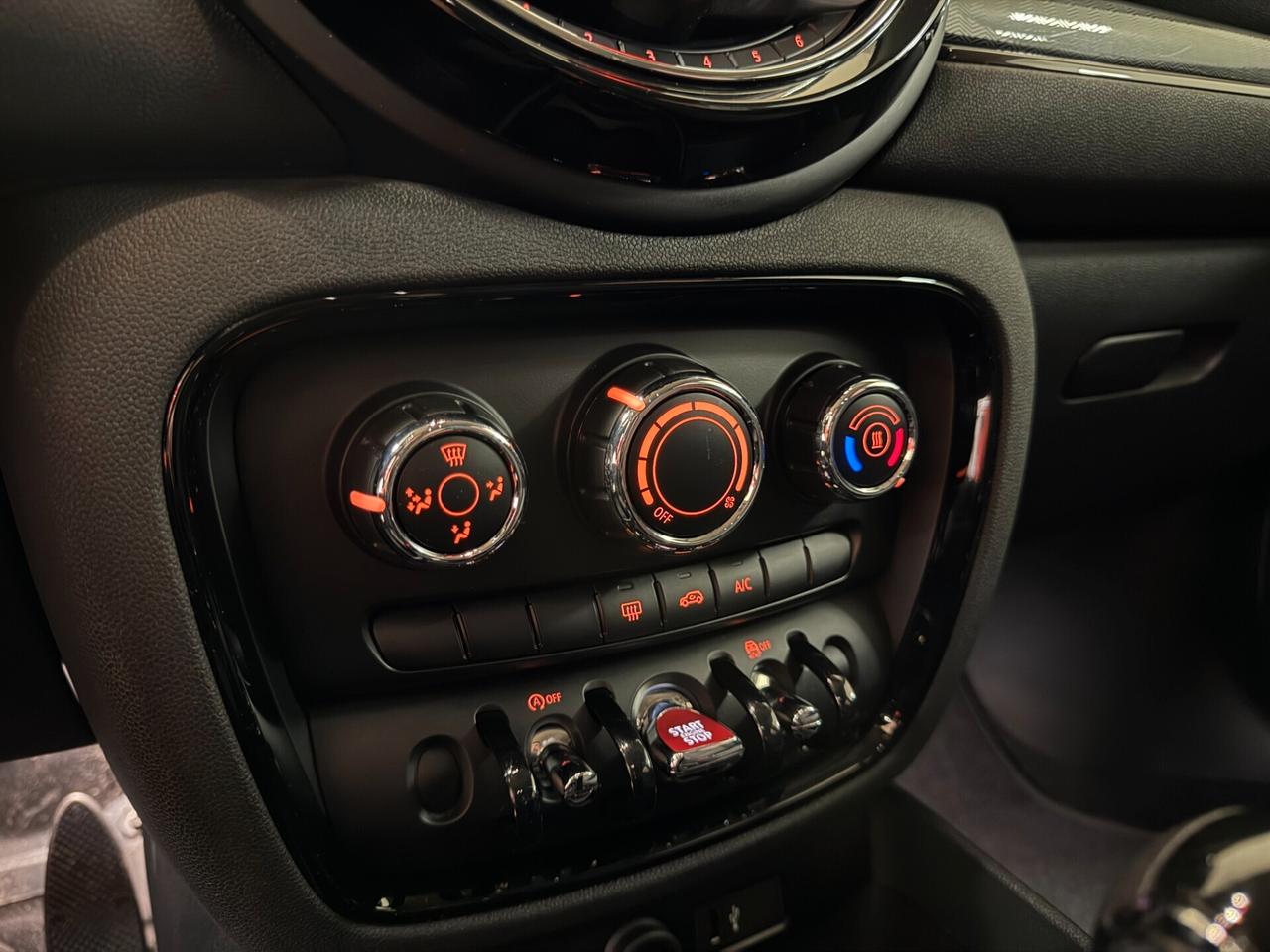 Mini Cooper D Clubman 2.0 150cv IVA ESPOSTA