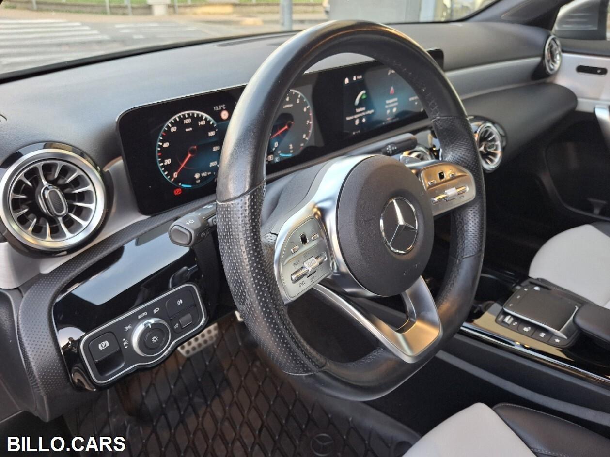 Mercedes-Benz A 250 Premium Night edition Auto