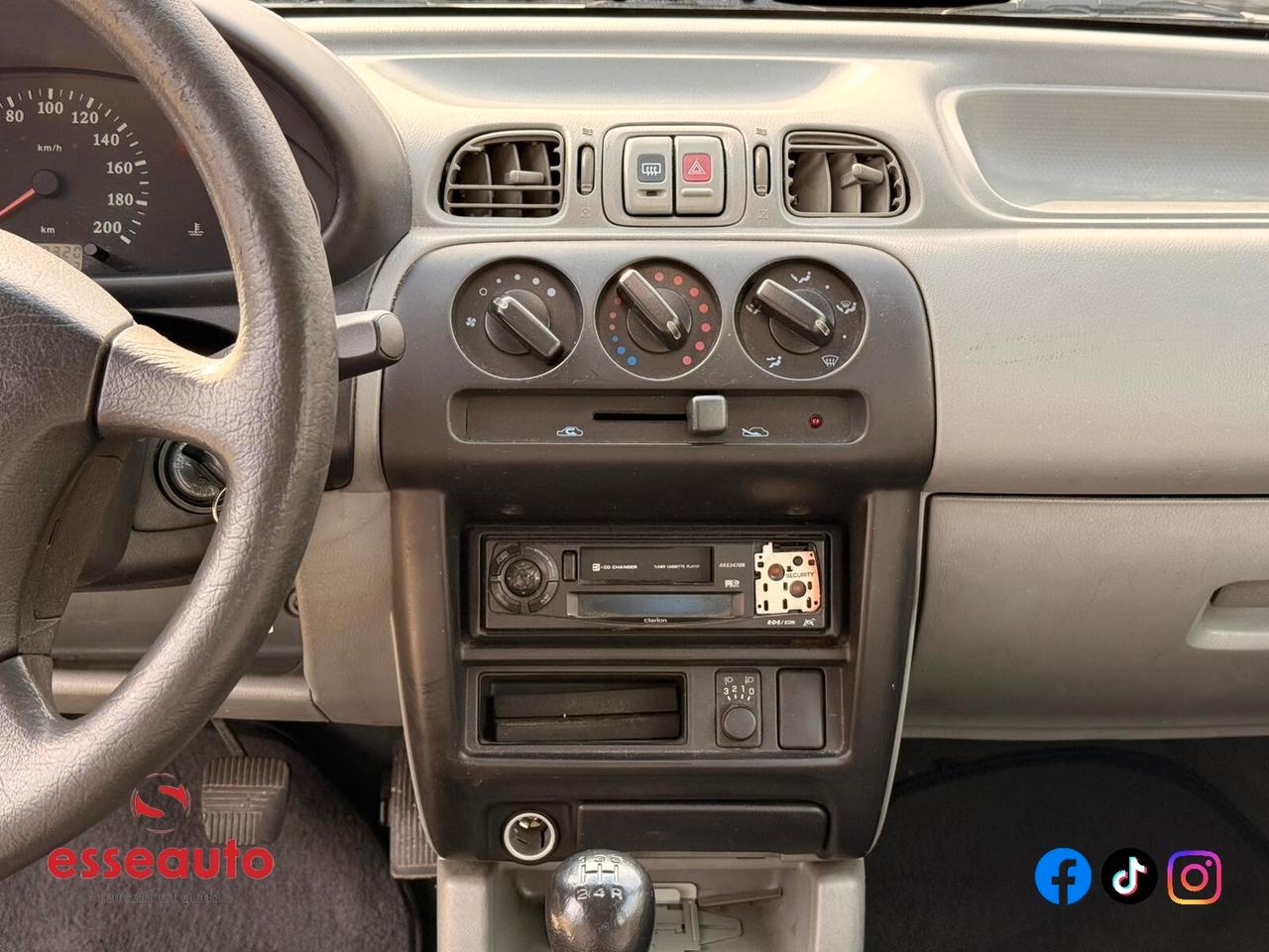 Nissan Micra 1.0i 16V cat 5 porte Jive