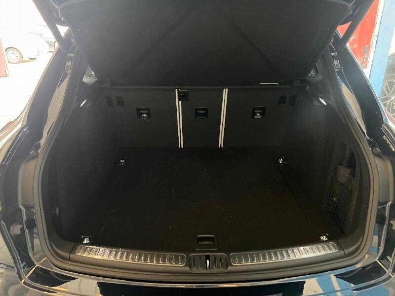 PORSCHE Macan 2.0 T