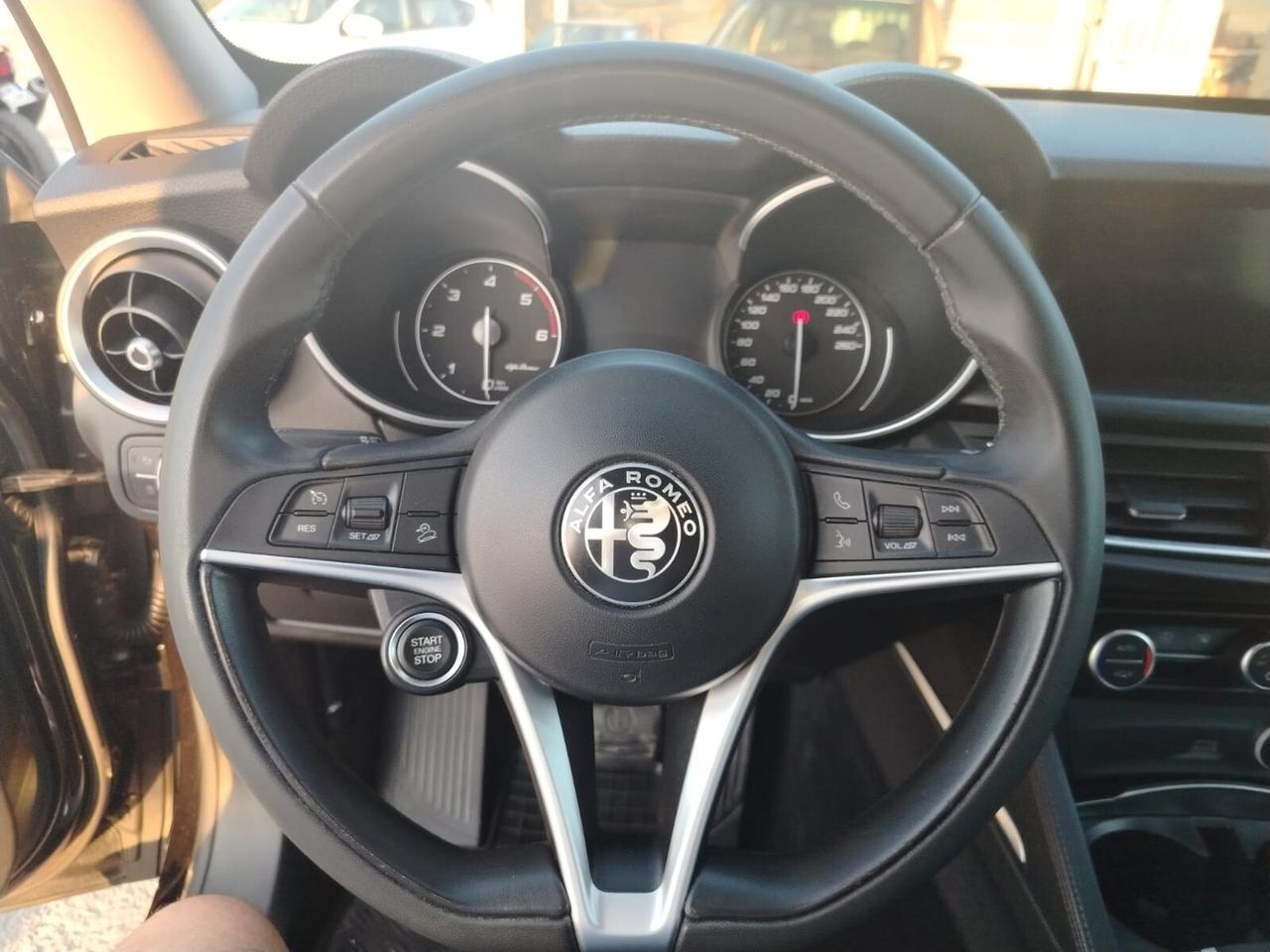Alfa Romeo Stelvio 2.2 Turbodiesel 210 CV AT8 Q4 Executive