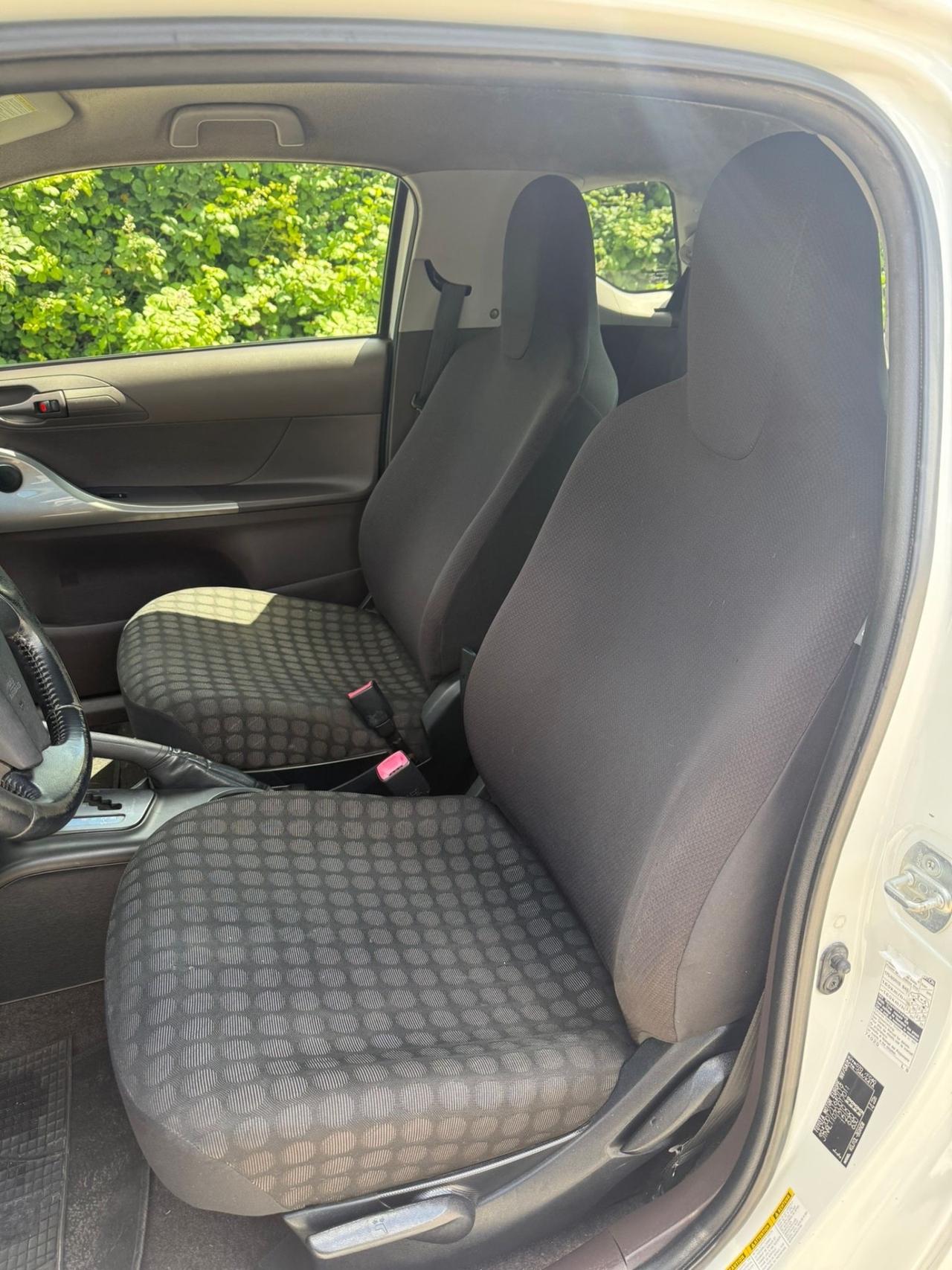 Toyota iQ 1.0 Sol cambio automatico