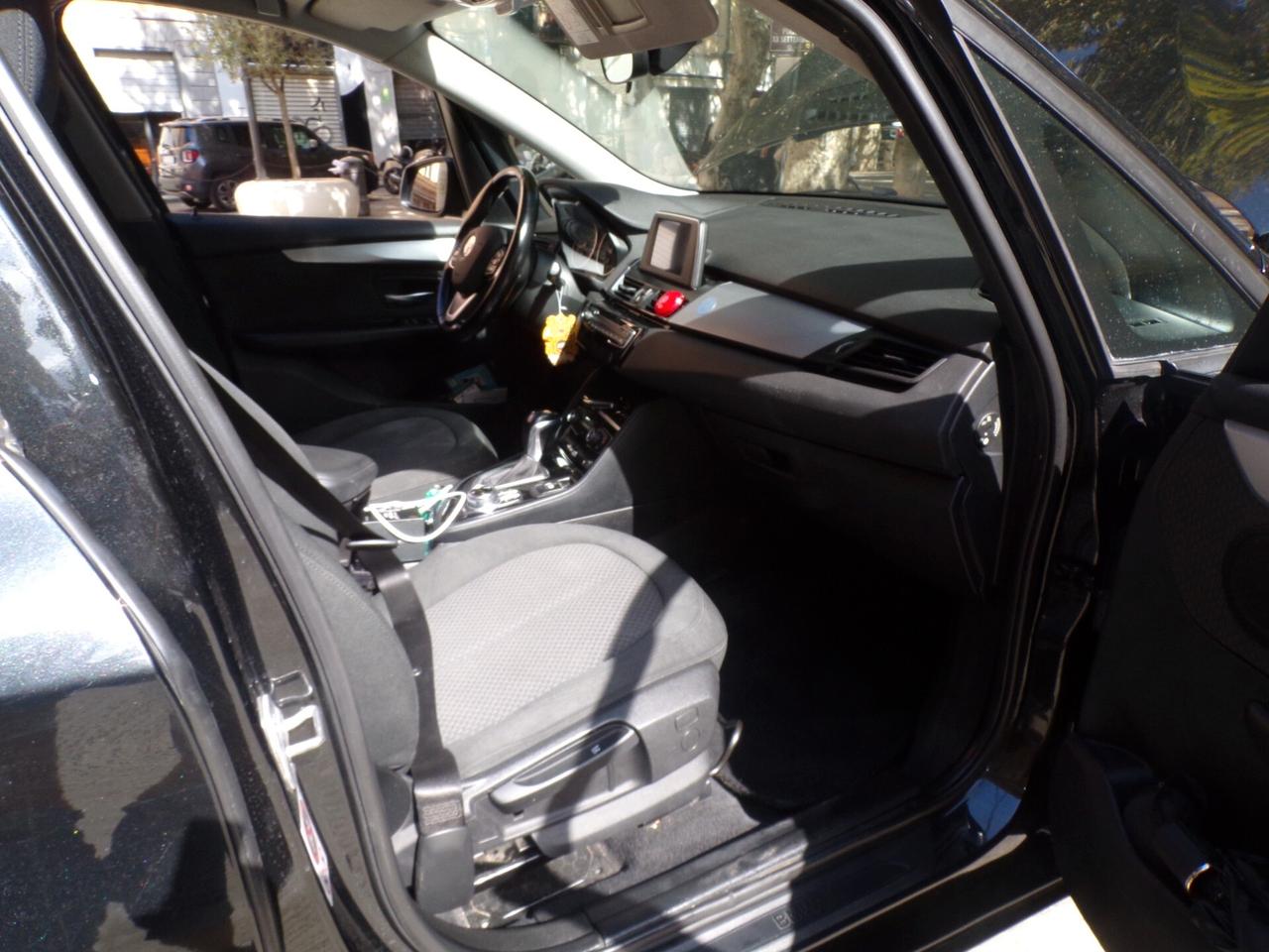 Bmw 2er Active Tourer 218d Cambio Automatico, Clima Bi-Zona, Cerchi in Lega