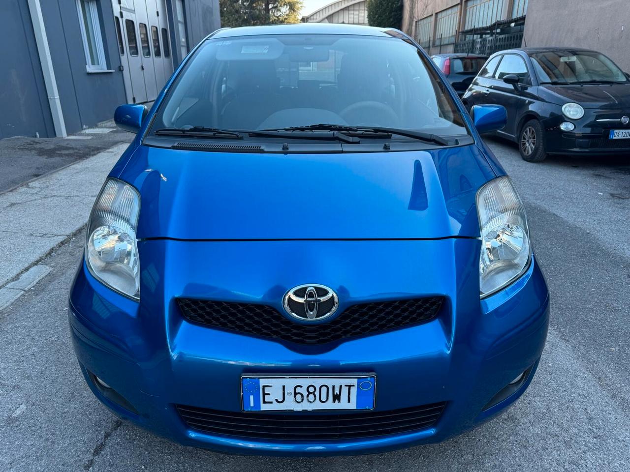 Toyota Yaris 1.3 3 porte Sol*EURO5B*NEOPATENTATI