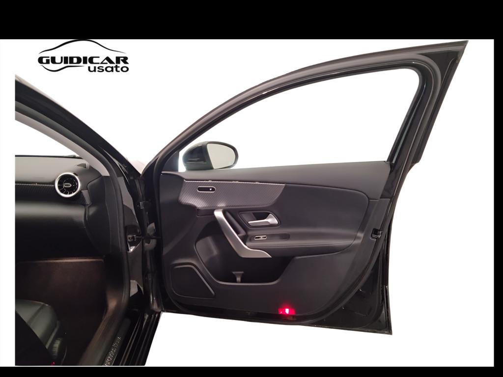 Mercedes-Benz Classe A - W177 2023 - A 180 d Progressive Advanced auto
