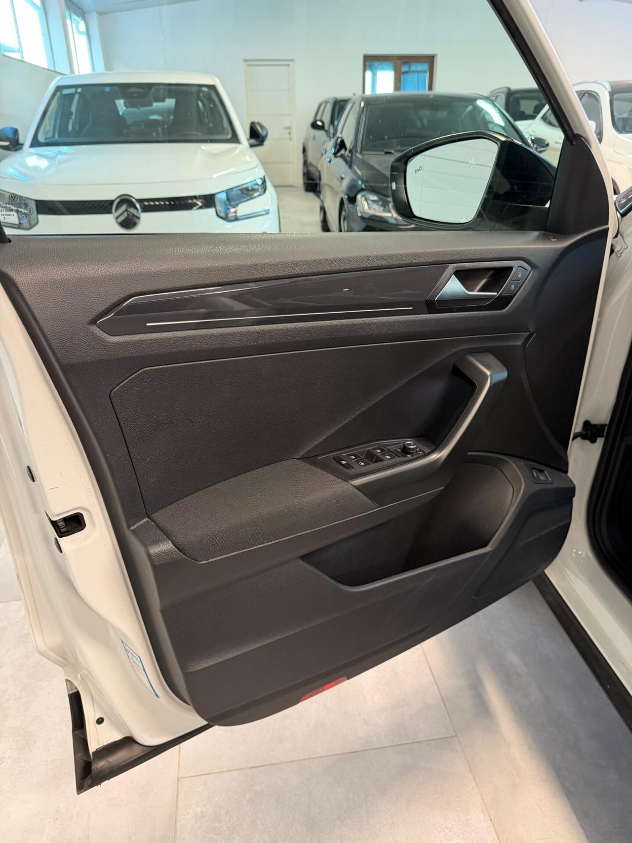 Volkswagen T-Roc 2.0 TDI SCR 150 CV DSG Tetto Apribile