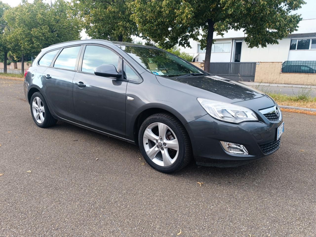 Opel Astra 1.4 benzina SW SOLAMENTE 99.000 KM