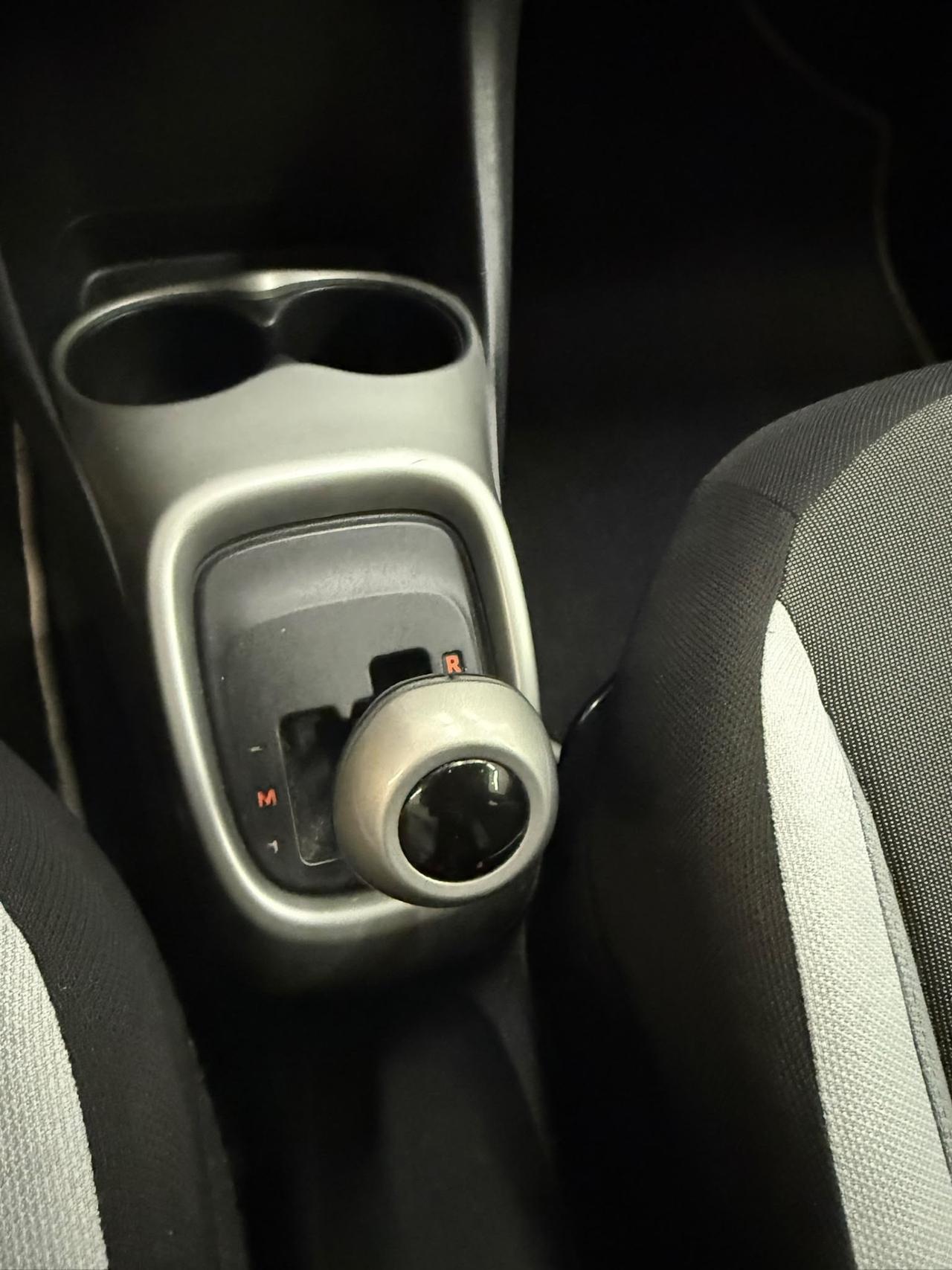 Toyota Aygo 1.0 GPL VVT-I 69 CV 5P X-WAVE MMT AUTOMATICA