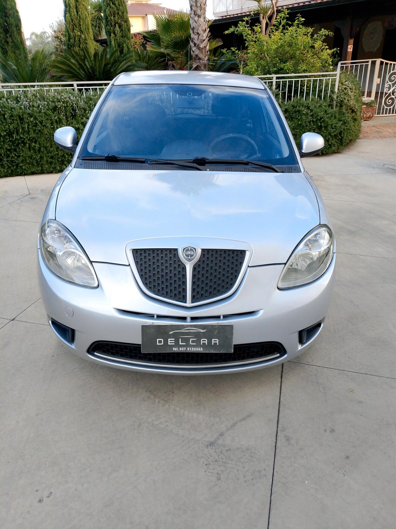 Lancia Ypsilon 1.4 Platino Ecochic GPL
