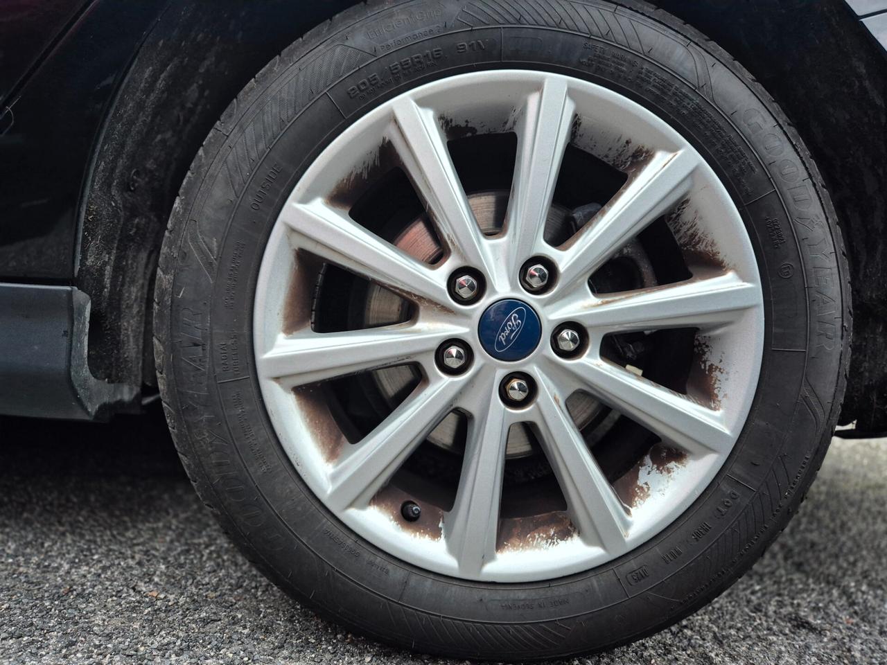 Ford Focus 1.6 120 CV GPL Titanium