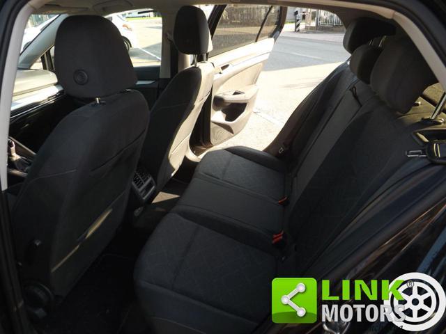 VOLKSWAGEN Golf 2.0 TDI 115 CV SCR Life in ordine di meccanica