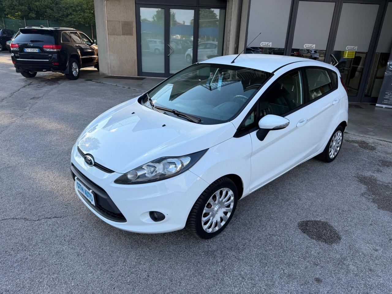 Ford Fiesta 1.4 5 porte Bz.- GPL - Neopatentati