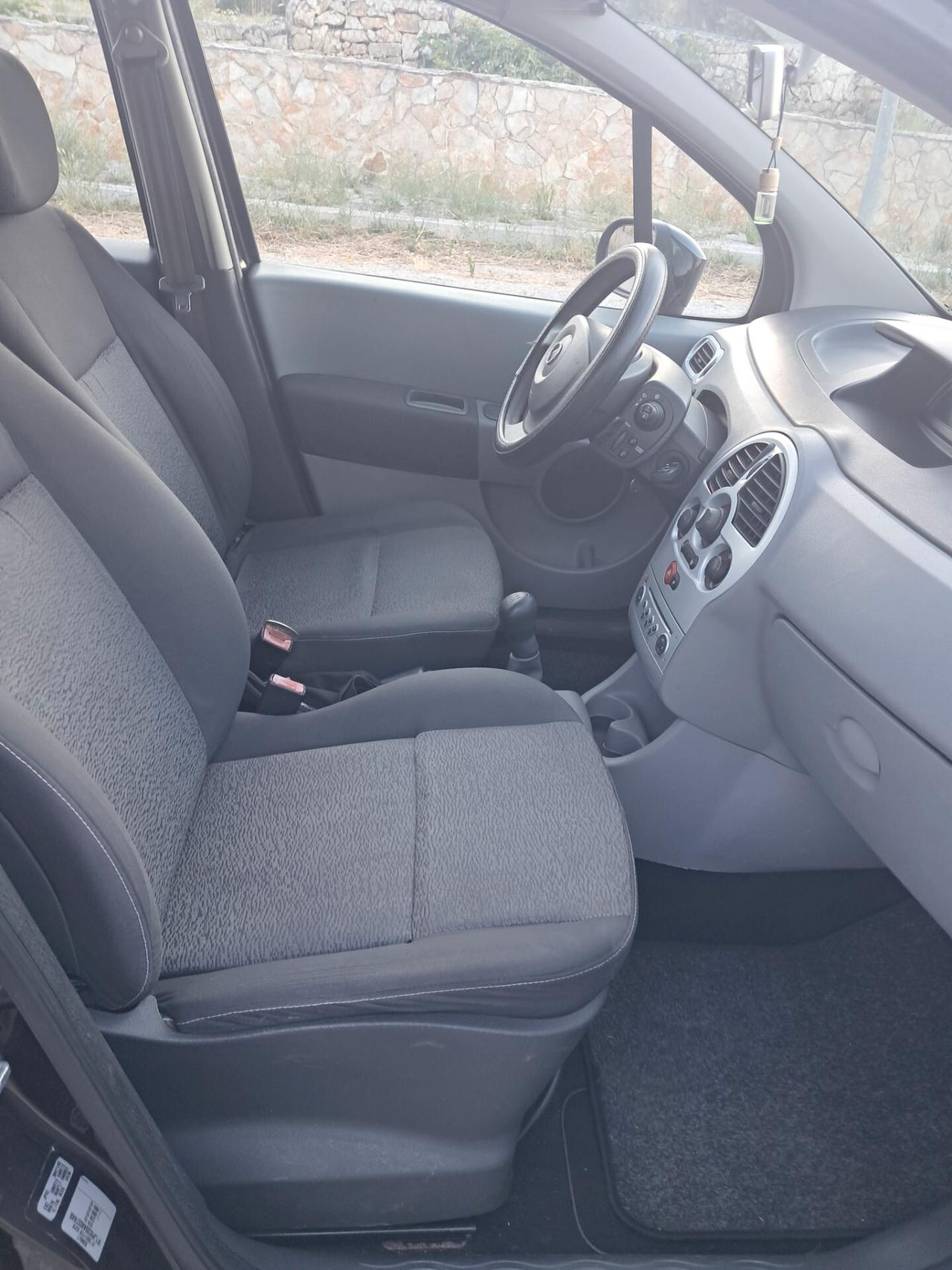 Renault Modus 1.2 16V GPL Dynamique