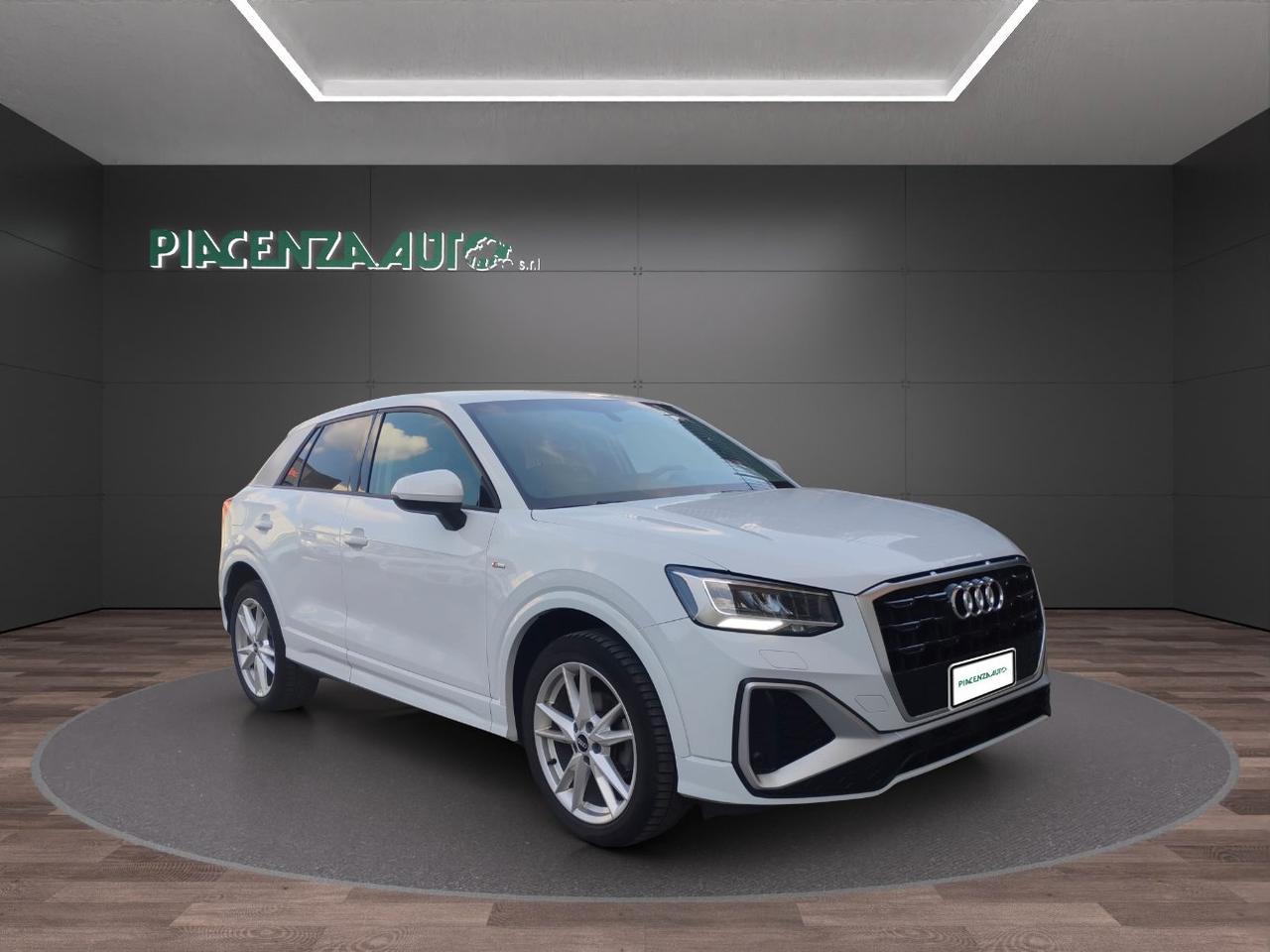 Audi Q2 35 1.5 tfsi S LINE..GANCIO TRAINO.TELECAMERA
