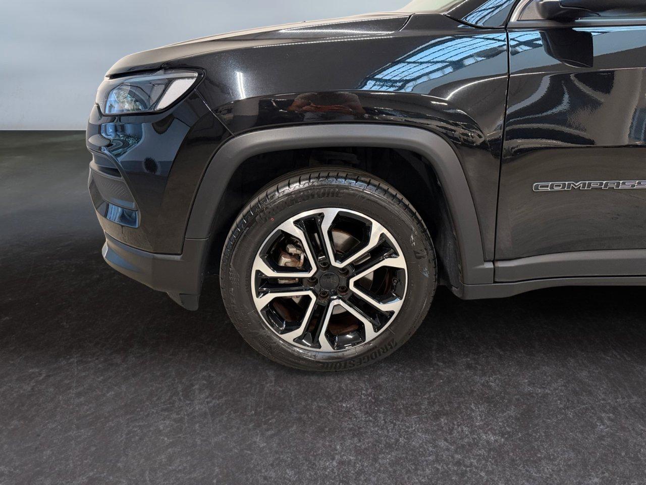 Jeep Compass 1.5 turbo t4 mhev Limited 2wd 130cv dct