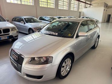 AUDI - A3 - 1.8 TFSI Ambition
