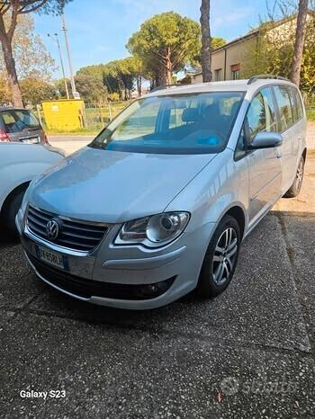 Volkswagen Touran 2.0 Highline Ecofuel METANO