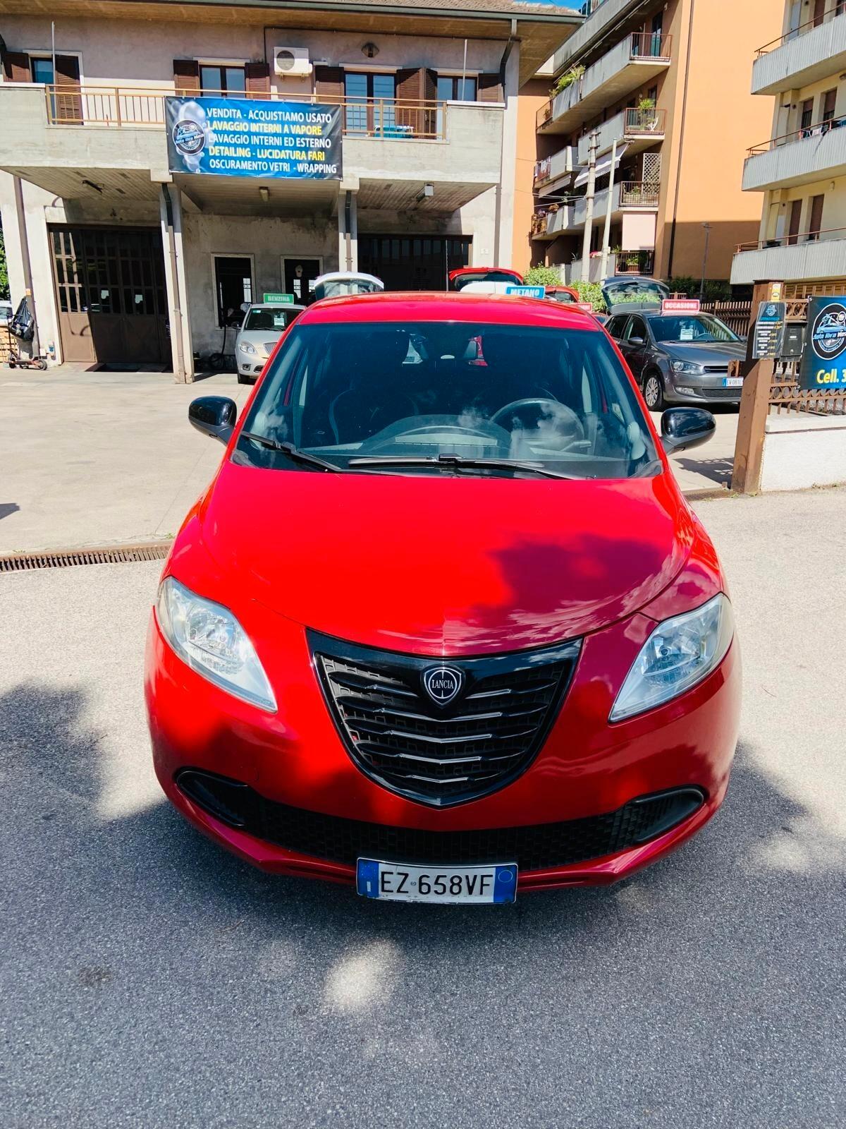 Lancia Ypsilon 1.2 69 CV 5 porte GPL Ecochic Gold