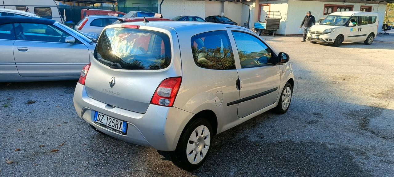 Renault Twingo 1.2 8V Dynamique