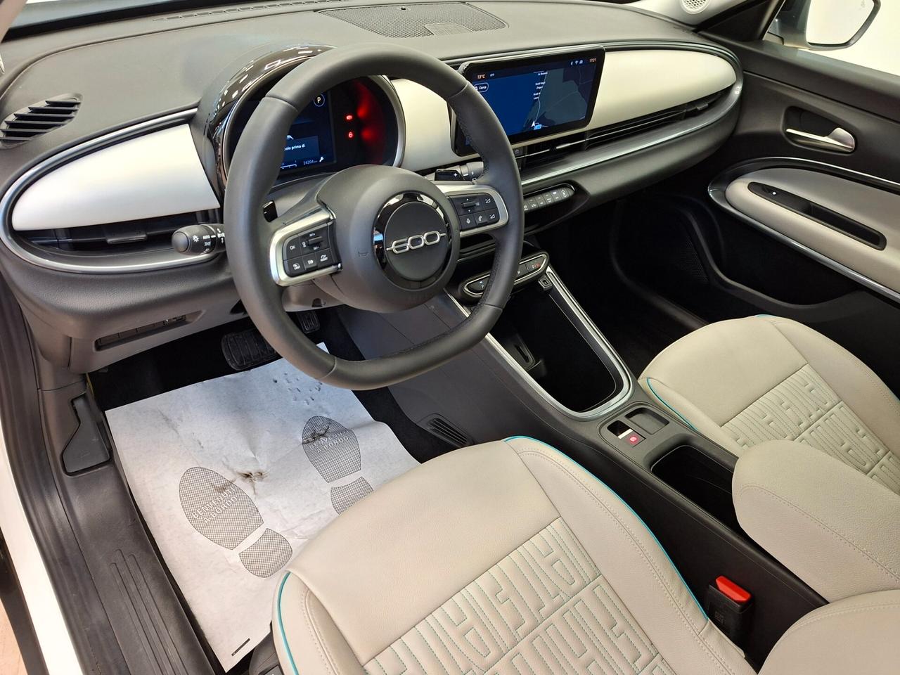 Fiat 600 Hybrid 136 CV DCT MHEV La Prima